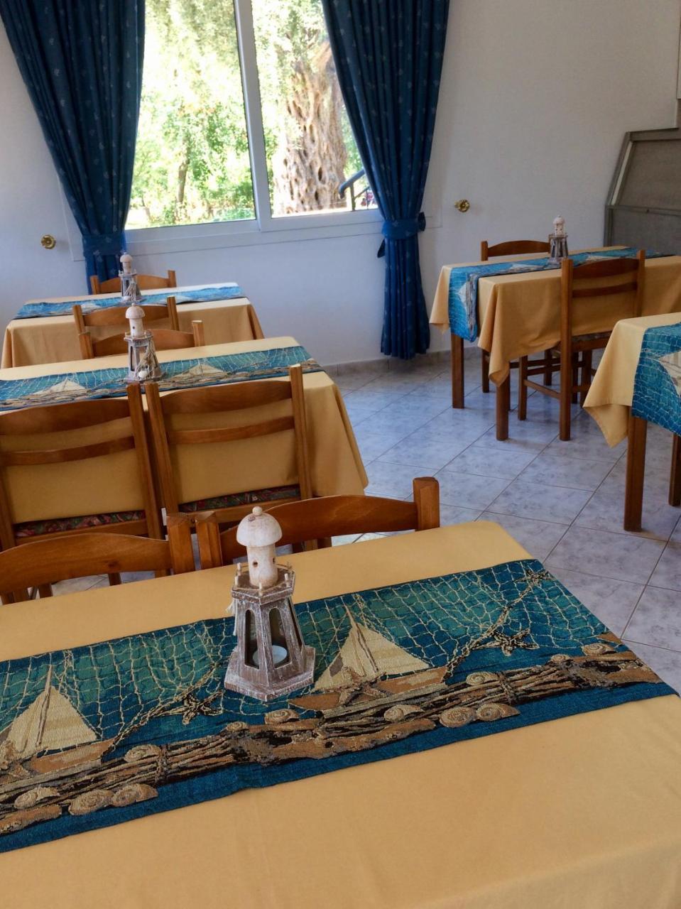 Aneton Lejlighedshotel Chrisi Ammoudia Eksteriør billede